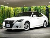 2013 Toyota Crown Hybrid
