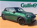 2022 BMW MINI