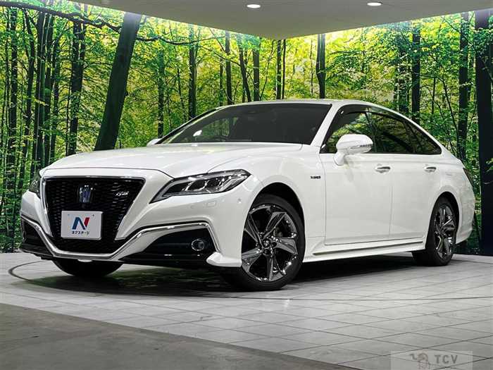 2019 Toyota Crown Hybrid