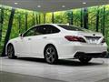 2019 Toyota Crown Hybrid