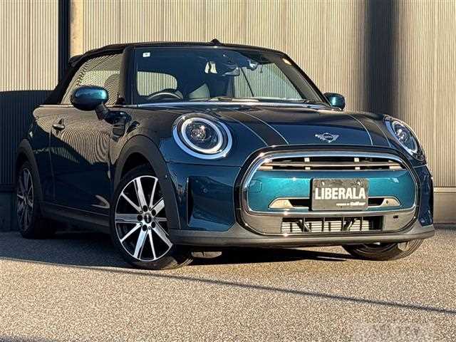 2022 BMW MINI