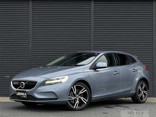 2018 Volvo V40