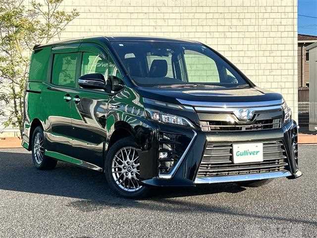 2017 Toyota Voxy