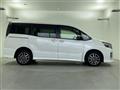 2017 Toyota Voxy