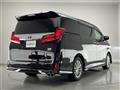 2022 Toyota Alphard Hybrid