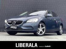 2017 Volvo V40
