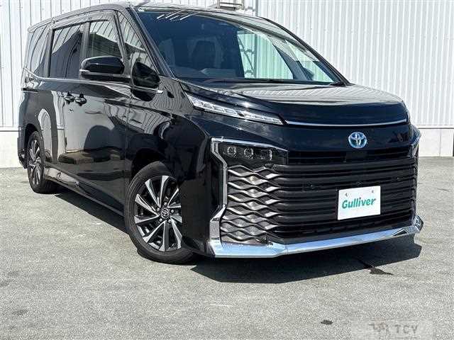 2024 Toyota Voxy