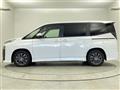 2023 Toyota Voxy