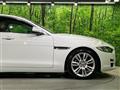 2017 Jaguar XE