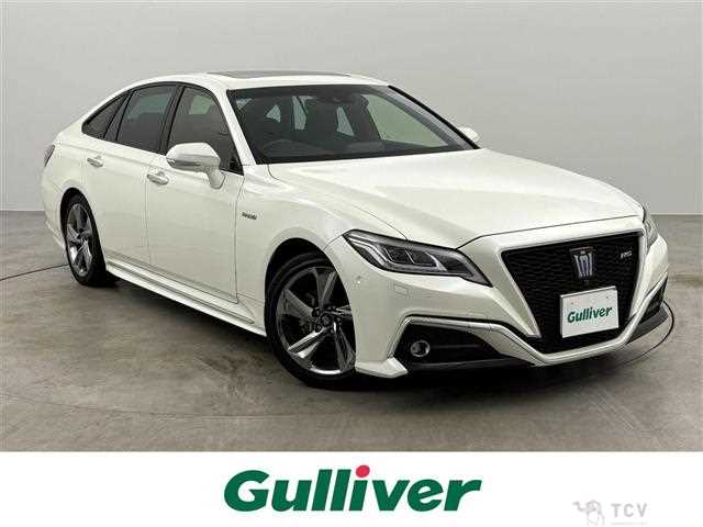 2019 Toyota Crown Hybrid