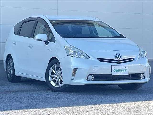 2014 Toyota PRIUS α