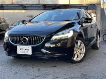 2017 Volvo V40