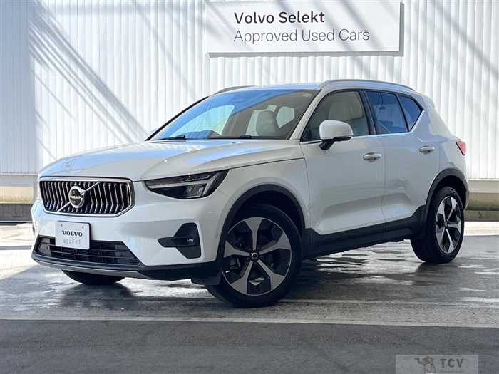 2023 Volvo XC40