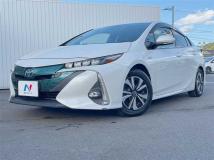 2017 Toyota Prius PHV