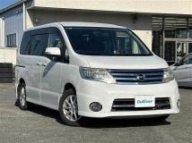 2009 Nissan Serena