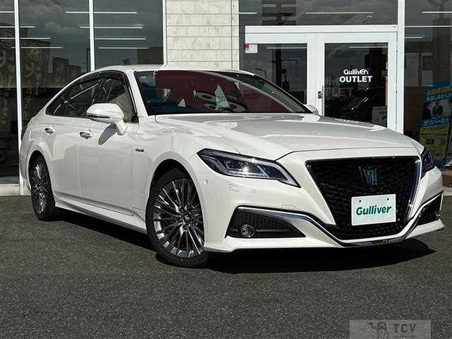 2018 Toyota Crown Hybrid