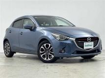 2016 Mazda Demio