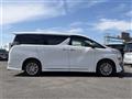 2022 Toyota Vellfire
