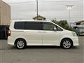2011 Toyota Noah