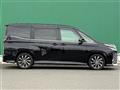 2022 Toyota Voxy
