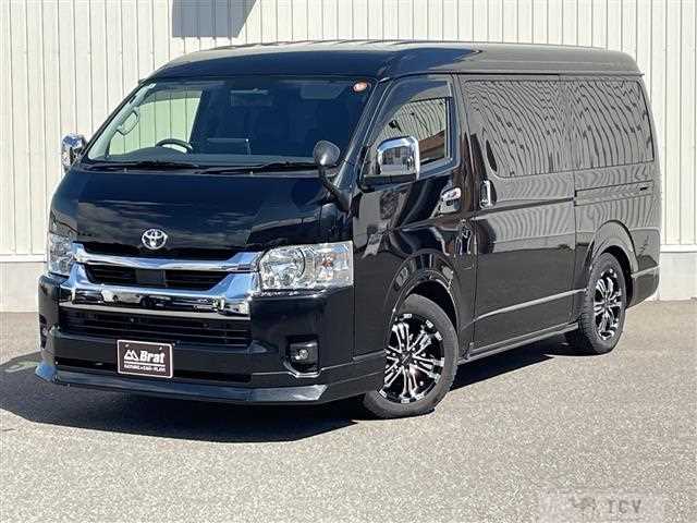2022 Toyota Hiace