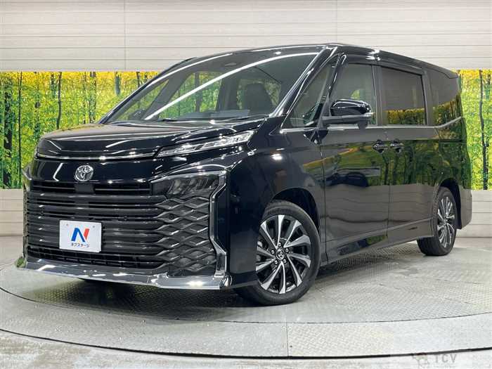 2023 Toyota Voxy