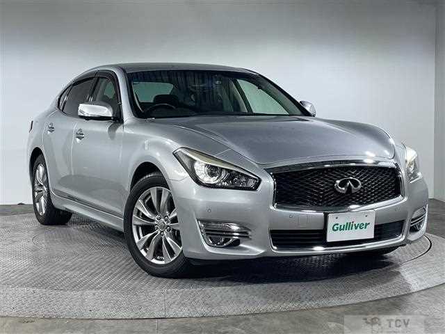 2017 Nissan FUGA HYBRID
