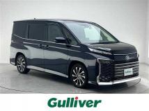2022 Toyota Voxy