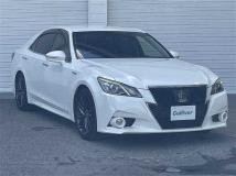 2015 Toyota Crown Hybrid
