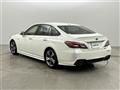 2019 Toyota Crown Hybrid