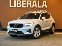 2023 Volvo XC40
