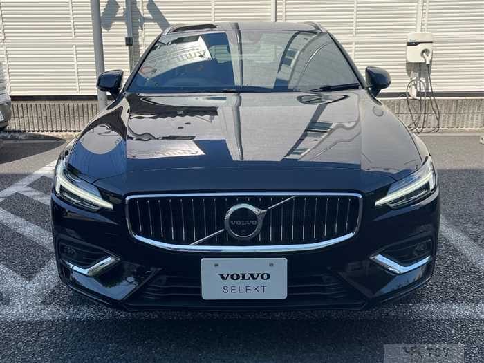 2023 Volvo V60