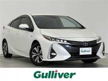 2017 Toyota Prius PHV