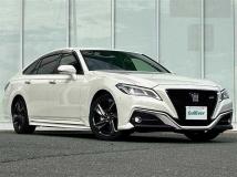 2020 Toyota Crown Hybrid