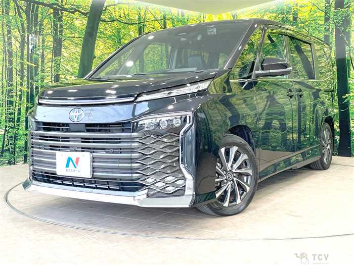 2023 Toyota Voxy