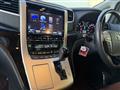 2013 Toyota Alphard
