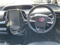 2018 Toyota Prius PHV