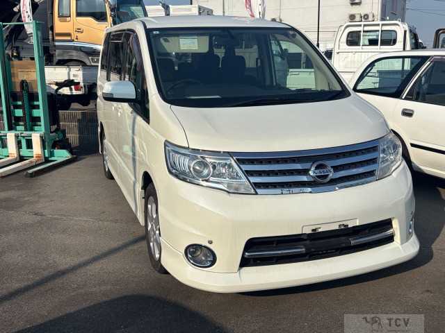 2009 Nissan Serena