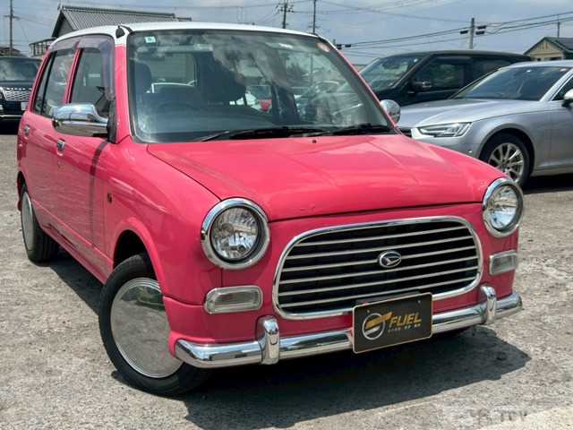 2001 Daihatsu Miragino