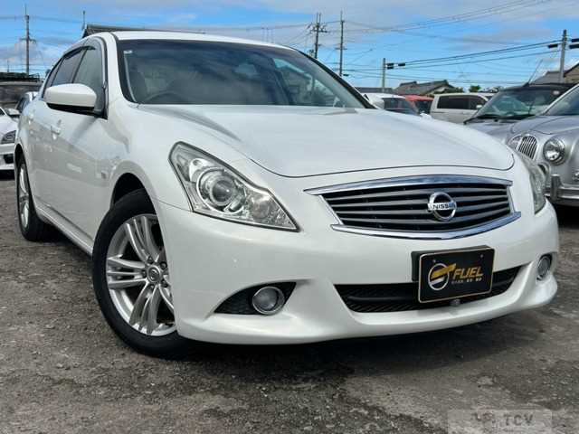 2010 Nissan Skyline