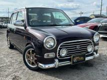 2001 Daihatsu Miragino