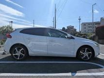2018 Volvo V40