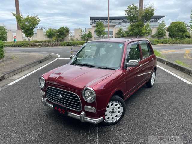 2001 Daihatsu Miragino