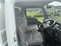 2005 Mazda Titan