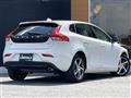 2018 Volvo V40