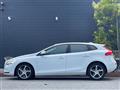 2018 Volvo V40