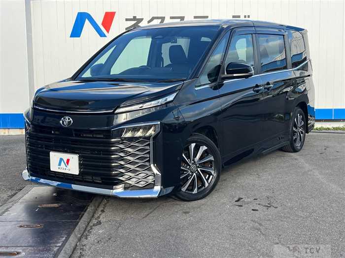 2022 Toyota Voxy