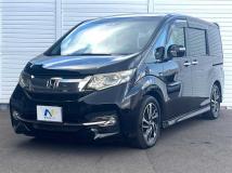 2016 Honda Step WGN