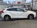 2018 Volvo V40