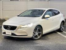 2018 Volvo V40